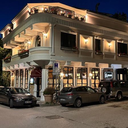 Vila Koja Boutique Hotel ティラナ エクステリア 写真