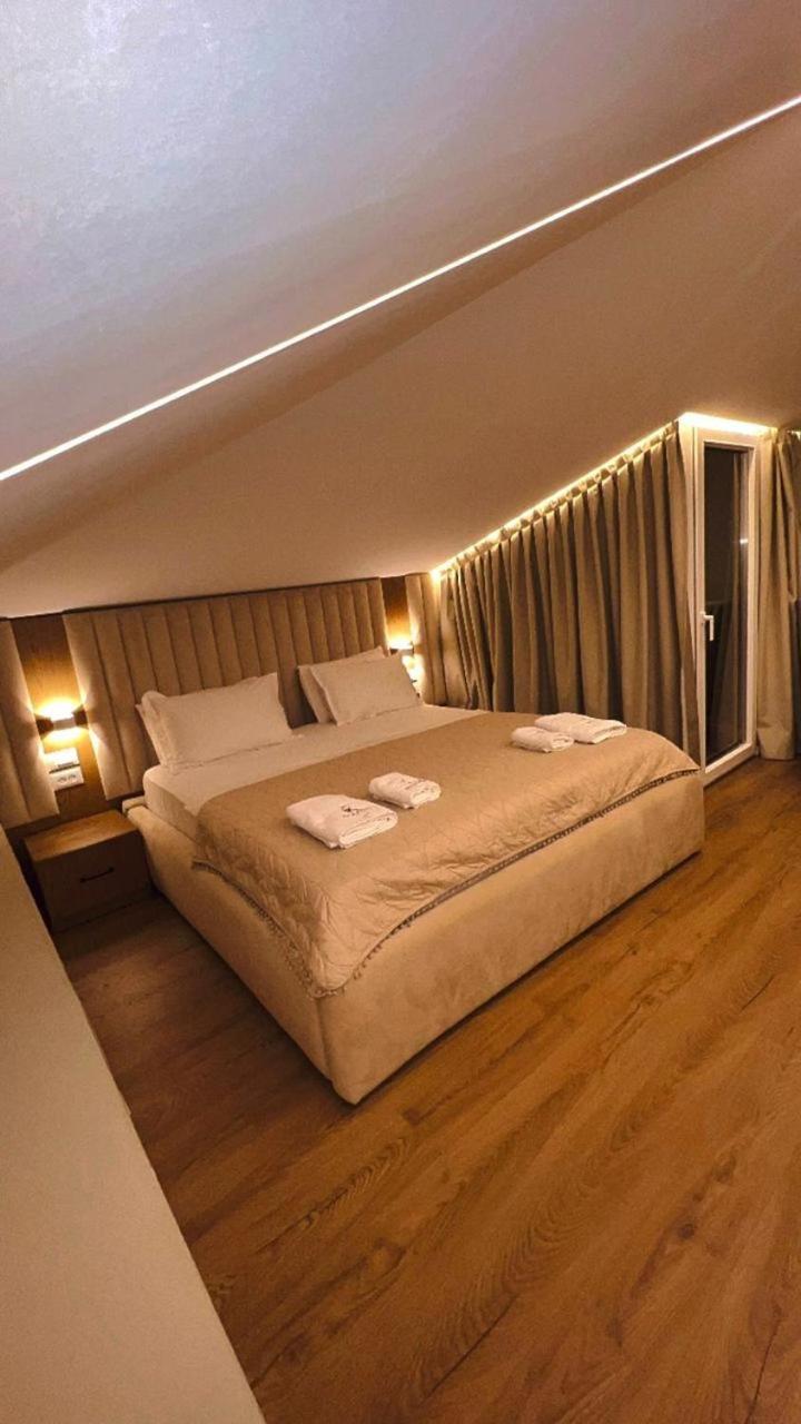 Vila Koja Boutique Hotel ティラナ エクステリア 写真