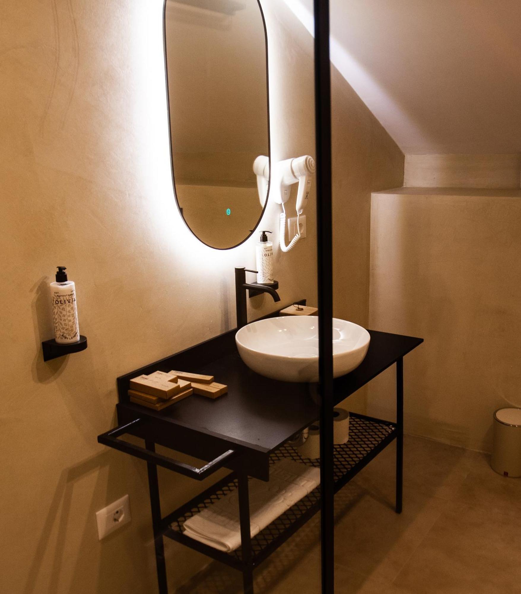 Vila Koja Boutique Hotel ティラナ エクステリア 写真