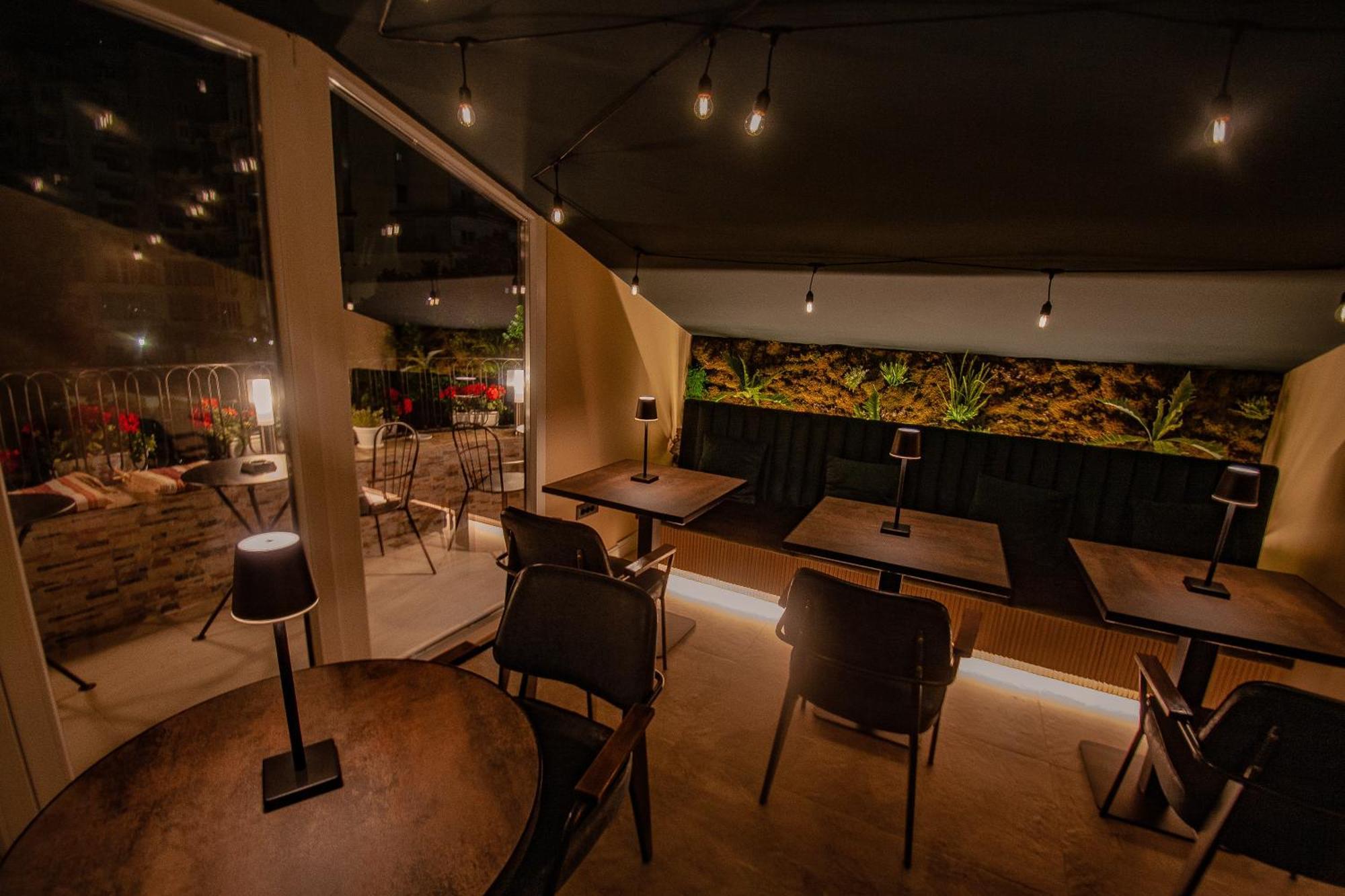 Vila Koja Boutique Hotel ティラナ エクステリア 写真