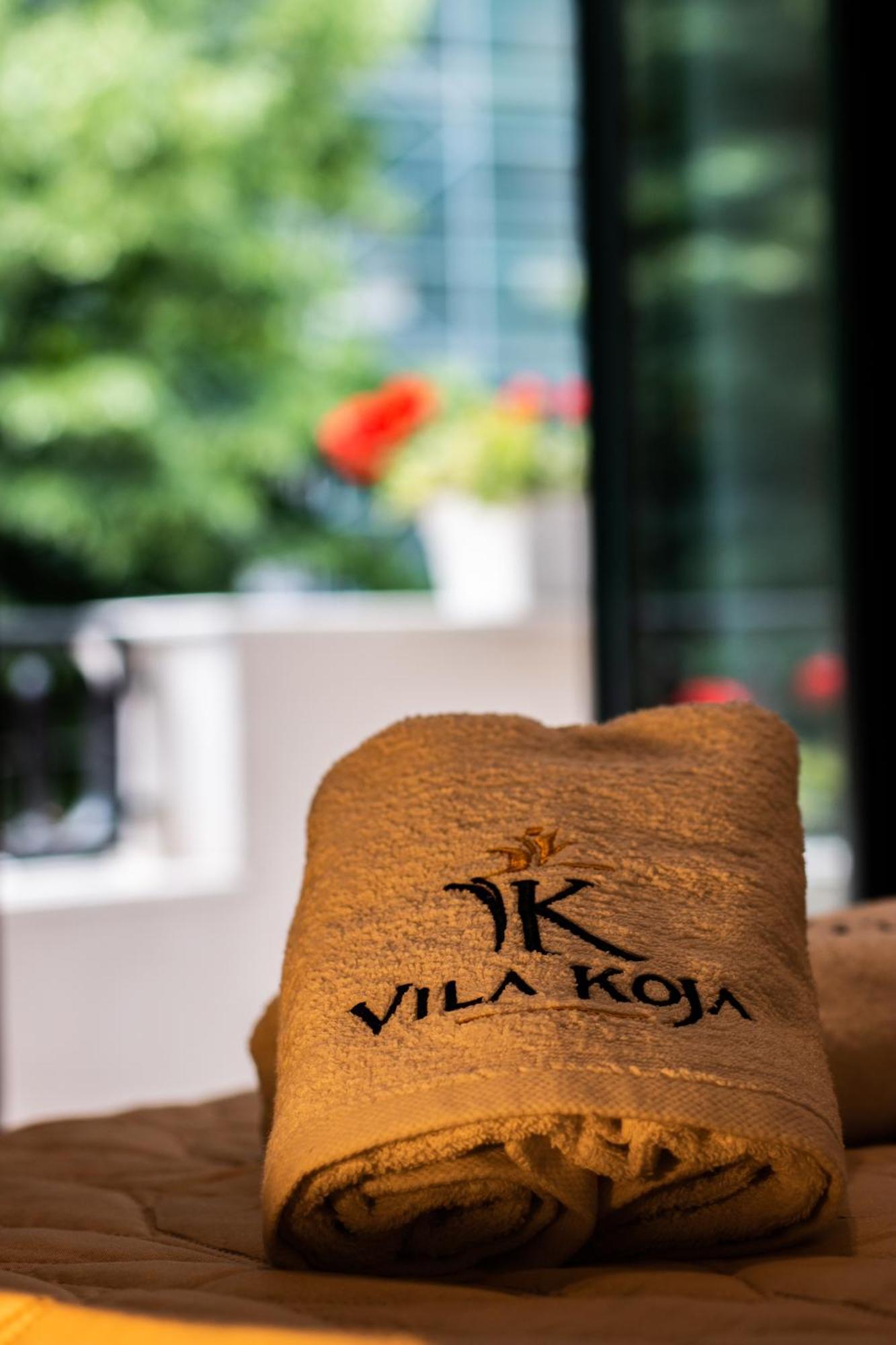 Vila Koja Boutique Hotel ティラナ エクステリア 写真