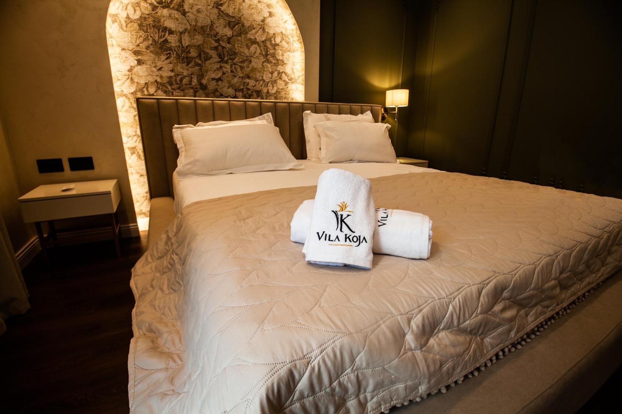 Vila Koja Boutique Hotel ティラナ エクステリア 写真