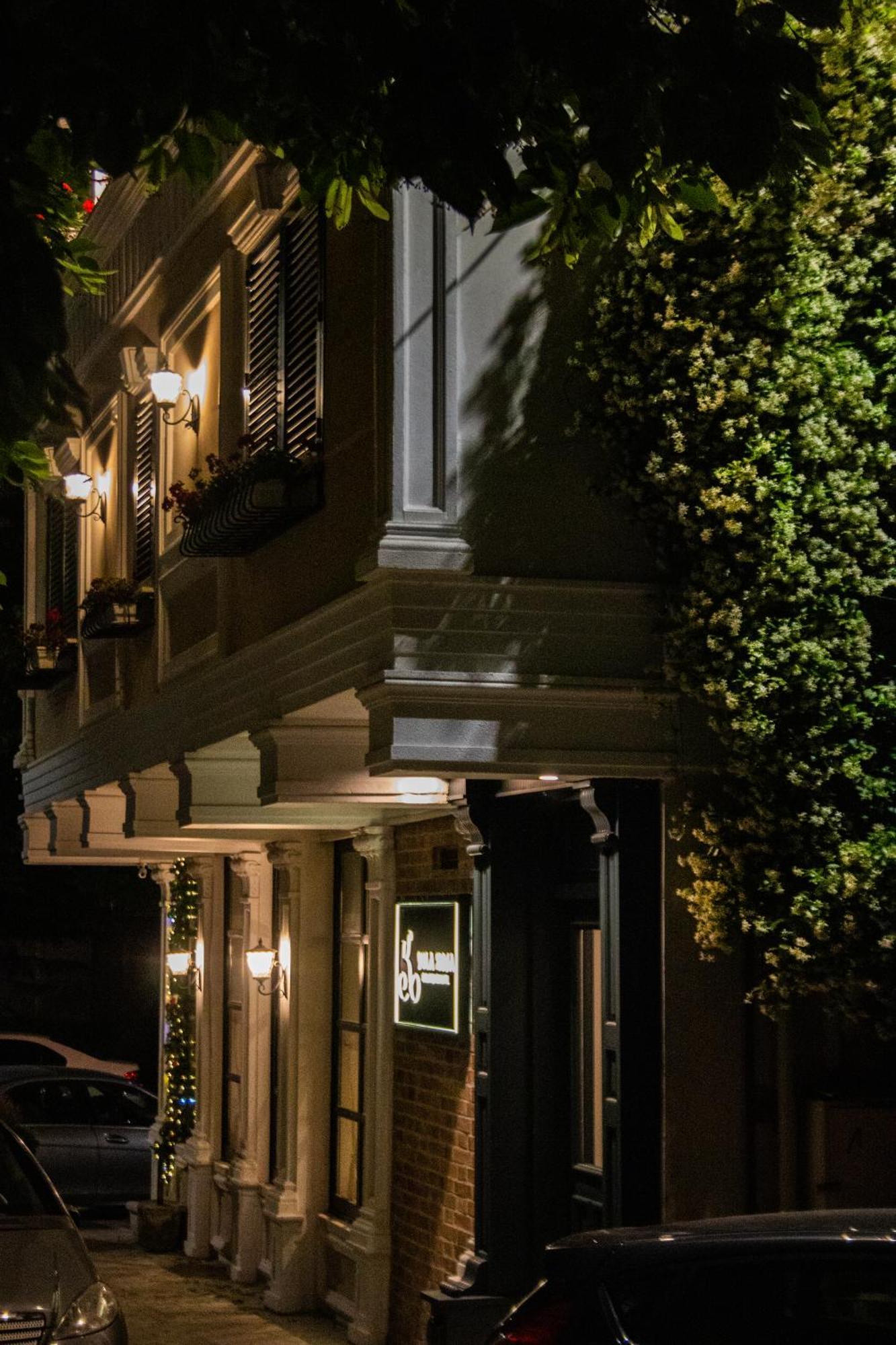 Vila Koja Boutique Hotel ティラナ エクステリア 写真
